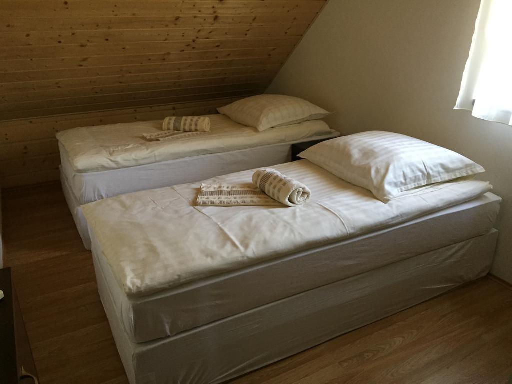 Magyar Golf Club 호텔 Kisoroszi 외부 사진
